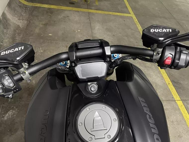 Ducati Diavel Preto 9