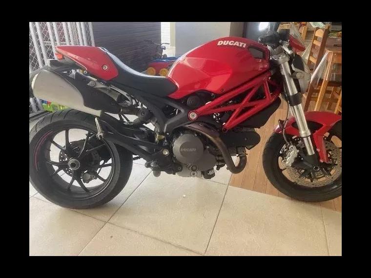 Ducati Monster Vermelho 1