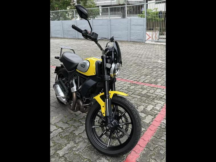 Ducati Scrambler Amarelo 2