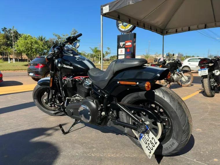 Harley-Davidson Fat Bob Preto 6