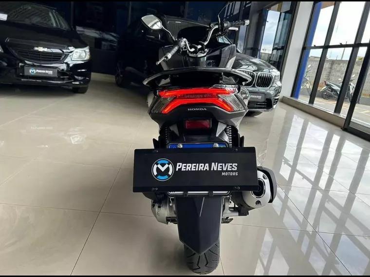 Honda PCX Cinza 6