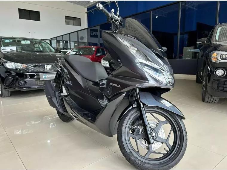 Honda PCX Cinza 3