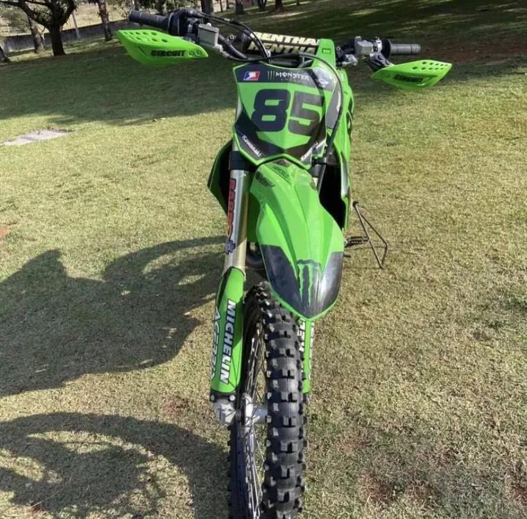 Kawasaki KX Verde 2