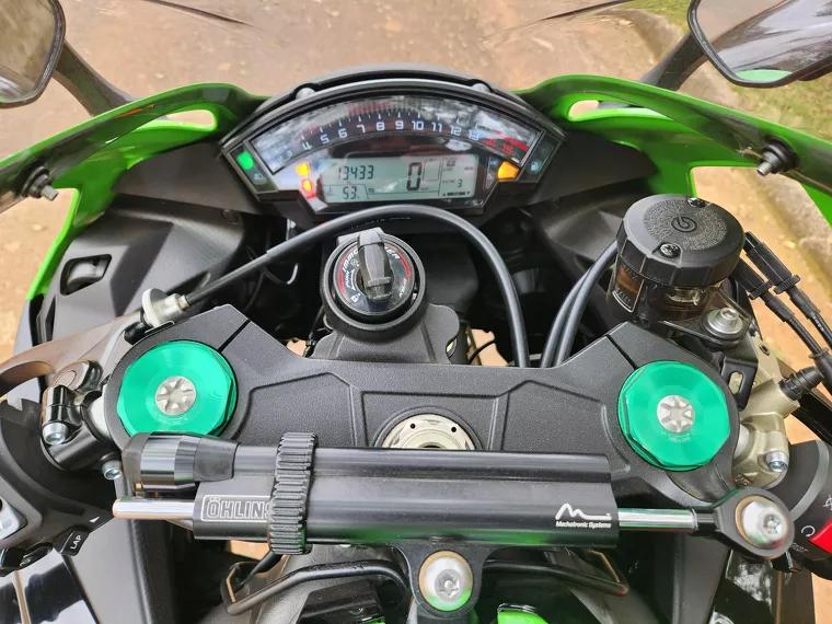 Kawasaki Ninja Verde 4