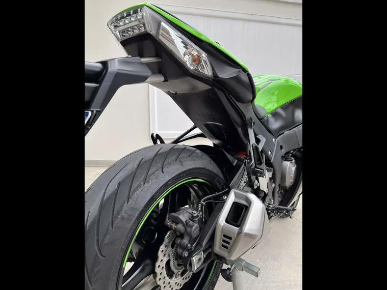 Kawasaki Ninja Verde 4