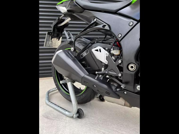 Kawasaki Ninja Verde 11