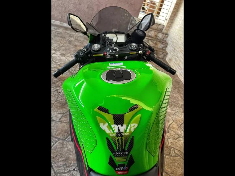 Kawasaki Ninja Verde 7