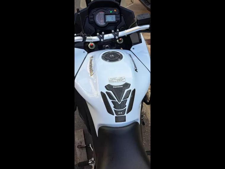 Kawasaki Versys Branco 16