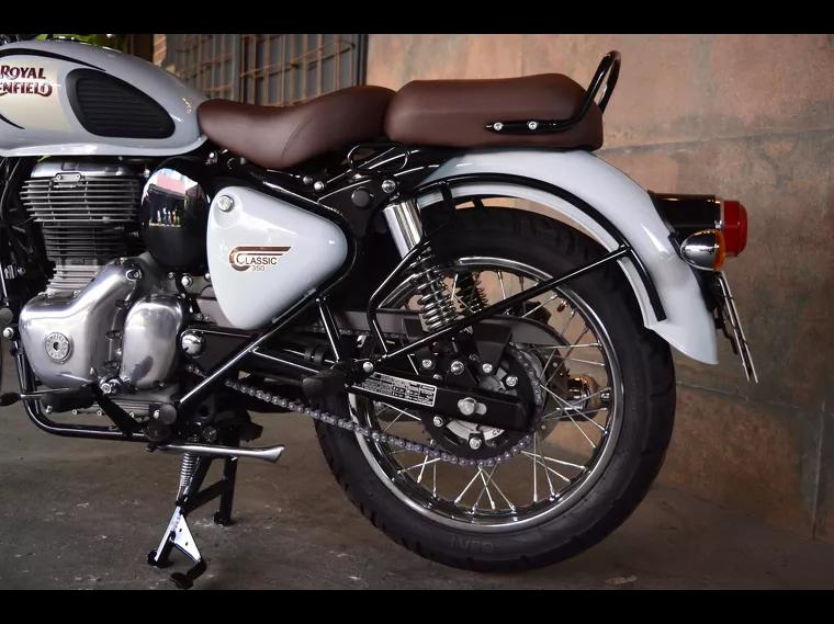 Royal Enfield Classic Branco 11