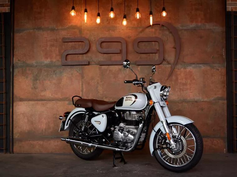 Royal Enfield Classic Branco 1