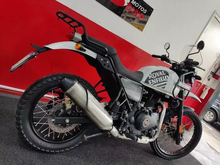 Royal Enfield Himalayan Branco 3