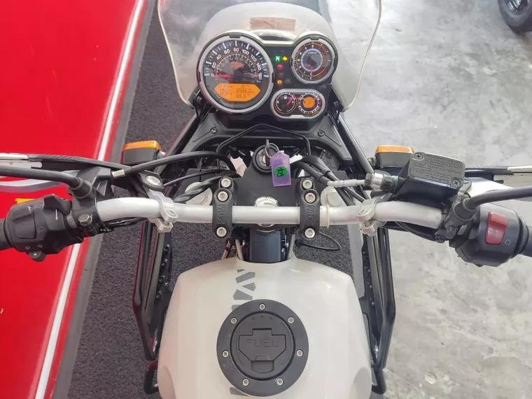 Royal Enfield Himalayan Branco 7