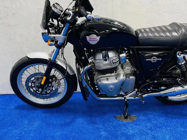 Royal Enfield Interceptor Preto 10