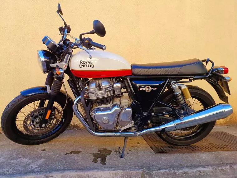 Royal Enfield Interceptor Branco 2