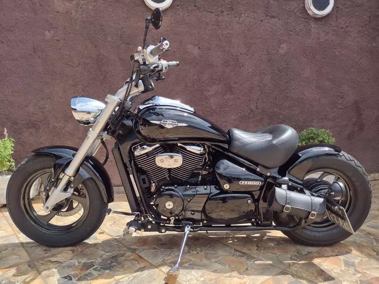 Suzuki Boulevard Preto 3