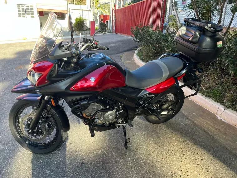 Suzuki V-Strom Vermelho 3