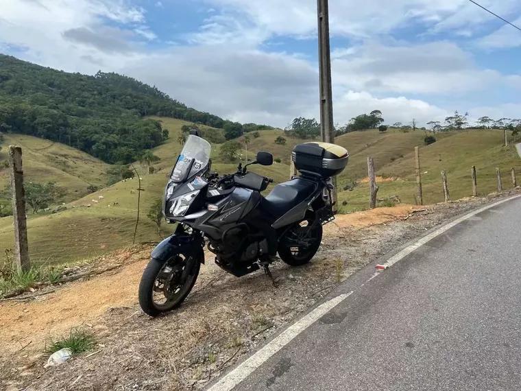 Suzuki V-Strom Cinza 1