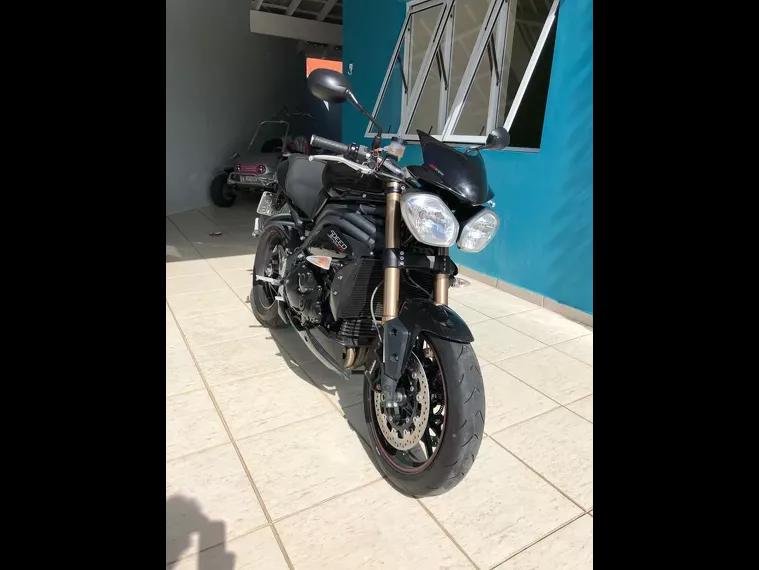 Triumph Speed Triple Preto 3