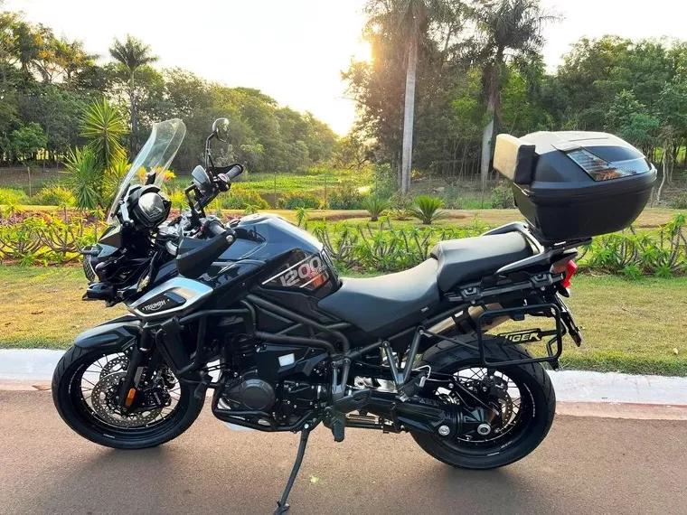 Triumph Tiger 1200 Cinza 46