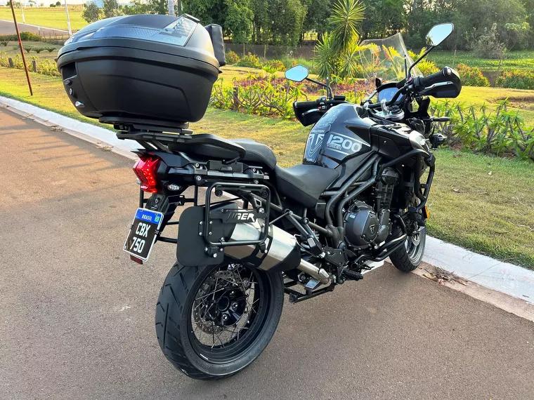 Triumph Tiger 1200 Cinza 7