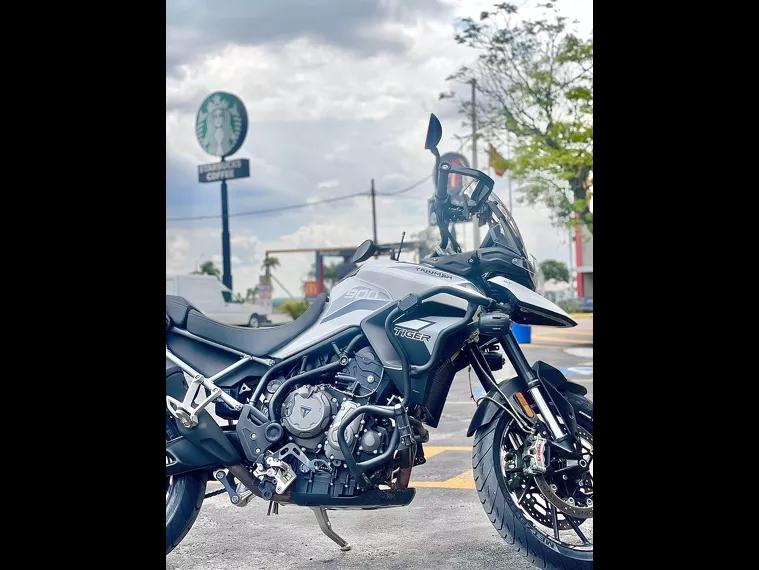 Triumph Tiger 900 Branco 5