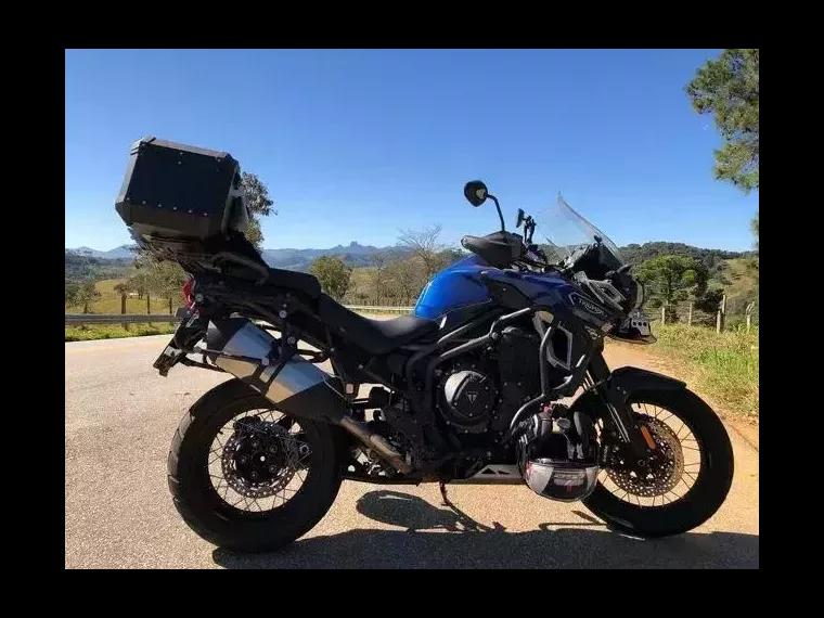 Triumph Tiger 1200 Azul 15